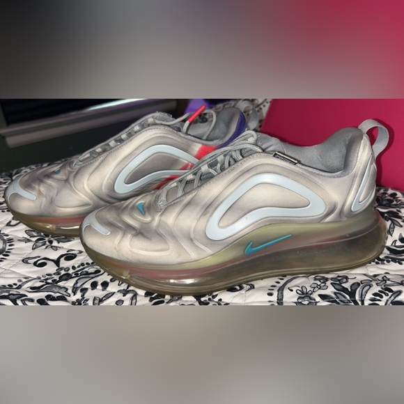 Nike Air Max 720 AR9293-011 Airbrush Running Shoes Grey/Rainbow Men's Size 9 - Picture 4 of 7